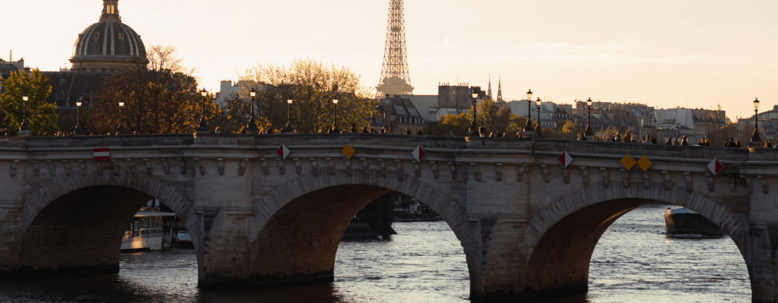 PARIS BY BIKE: A DAY AROUND THE MARQUIS